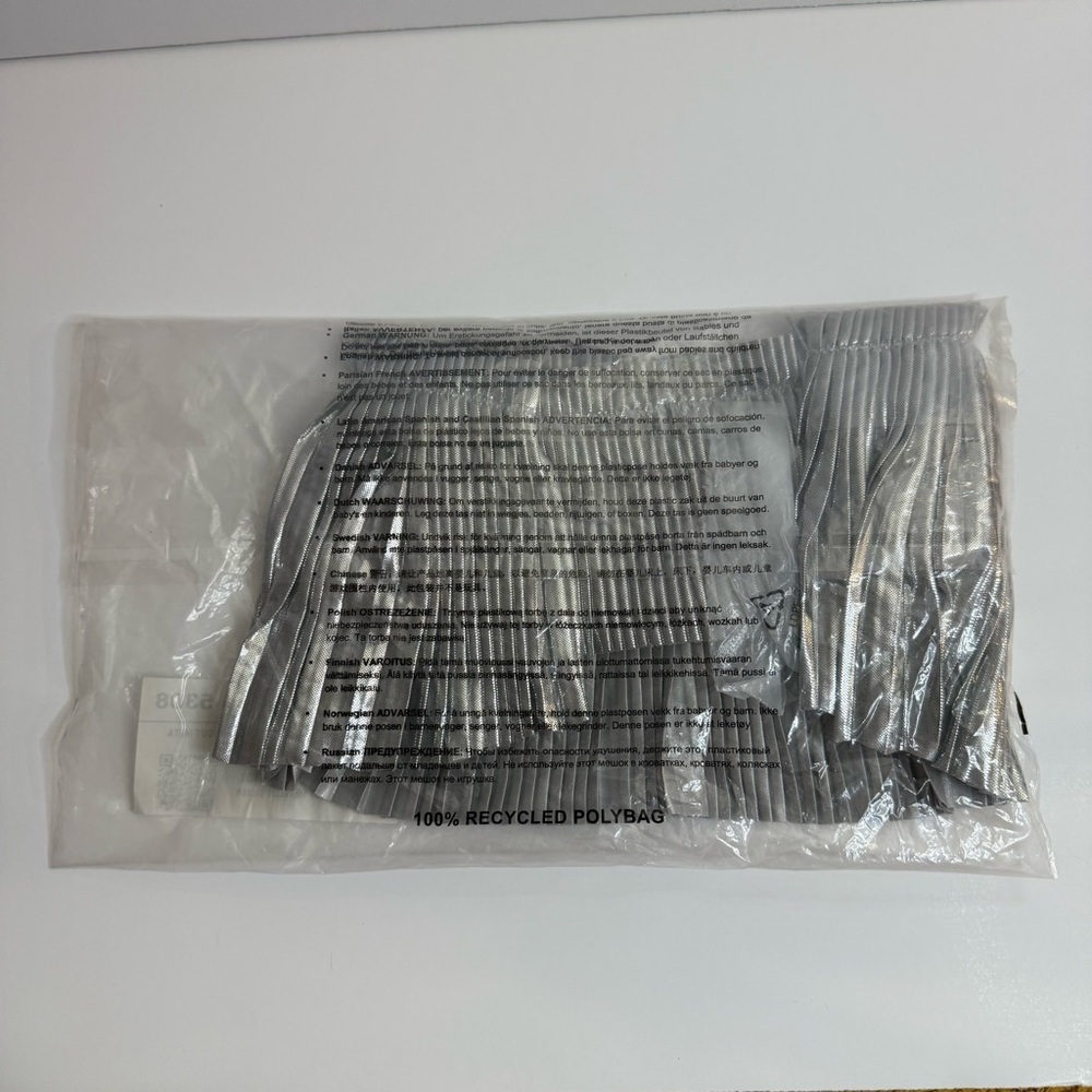 New Savage x Fenty Pleated Lamé Bandeau Spaced Out Metallic Silver Bralette - Picture 5 of 5